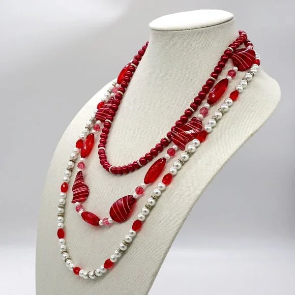 Three strand red and white necklace. - Picture 2 of 3